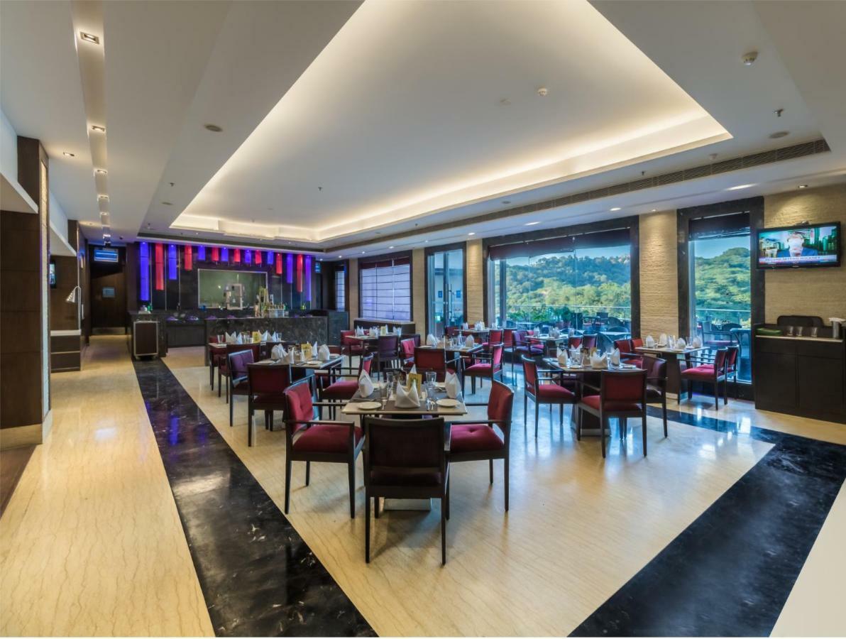 Golden Tulip Chandigarh, Panchkula Ngoại thất bức ảnh