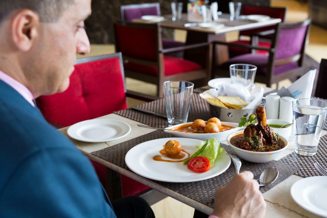 Golden Tulip Chandigarh, Panchkula Ngoại thất bức ảnh