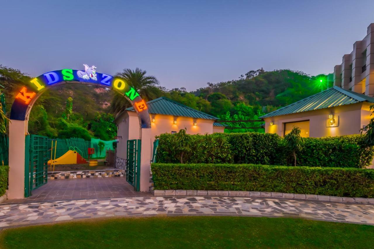 Golden Tulip Chandigarh, Panchkula Ngoại thất bức ảnh
